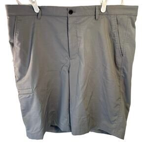 Greg Norman Grey Golf Shorts Size 38‎